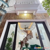 Bán nhà vũ xuân thiều,long biên nhà mới đẹp  60m2 5 tầng chỉ 5.x tỷ