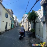 Bán nhà tân phú, hxh đỗ cổng, sát thoại ngọc hầu, ngã 4 bốn xã, 3 tầng, 67m2, chỉ 4.2 tỷ.