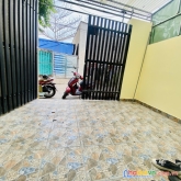 Bán gấp nhà 1/ mới hẻm xe hơi trung tâm bình tân 
dt :4x13 chỉ có 4tỷ3 hương lộ 2 f bình trị đông
