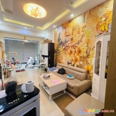 Trung tâm cầu giấy - 36m2 - giá rẻ - 50m ra ô tô - sát phố