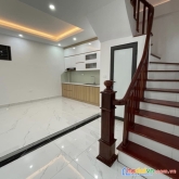 Ngọc thụy long biên40mx 5tầng mt 4m chỉ 4.3 tỷ, ôtô tránh
