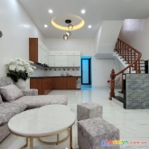 Cần bán nhà việt hưng, long biên, ô tô tránh, vỉa hè 70m mt5.5 9.1 tỷ