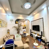 Bán nhà tư đình: ô tô, đẹp, thoáng, 4 tỷ.