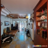 Nhà đẹp ở luôn - trung tâm cầu giấy - ô tô - gần phố - thông số lý tưởng - kd tốt - giá hợp lý.