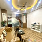 Bán nhanh trong tuần, nhà bồ đề, 34m, 5 tầng, tặng nội thất, giá hơn 3 tỷ