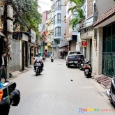 Ô tô vào - nhà dân xây  - 4 ngủ.
chính chủ cần bán gấp nhà thạch bàn trong tháng .nhà dt 42 mx4