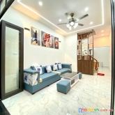 Chính chủ bán nhà dt 43m2x4t đẹp, oto, tân khai, hoàng mai, giá 4.6 tỷ, lh: 0965268261.