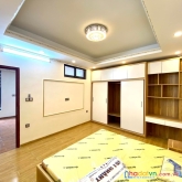 4 tỷ. chính chủ cần bán nhà tư đình,long biên. 40m, 5 tầng, ô tô, nội thất đẹp ở luôn 0389160730
