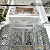 Chỉ 4.5 tỷ, nhà 2 tầng, hxh, 40m2, quang trung, p.10, gv, sổ hồng riêng chính chủ.