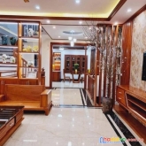 Cần bán nhà trường chinh, lô góc, ngõ thông, kinh doanh đỉnh, dt 52m2 x mt 6.9m, giá 6.8tỷ