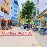 Bán nhà quận cầu giấy- phân lô - vỉa hè ô tô tránh - thang máy - kinh doanh đỉnh-lh: 0983996629