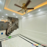 Bán nhà vạn phúc 33m2, 5 tầng, mt 4,08m, giá 4,7 tỷ. ô tô đỗ cửa - kinh doanh spa, tóc, vp- 10m ra