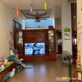 Nhà bán ở phố trần phú hà đông dt40m xây4 tầng .gần hồ ,nhỉnh 3 tỷ 0978637436