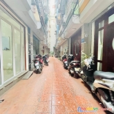 Kim ngưu nhà đẹp, gần phố to, kinh doanh, ô tô tránh. gía hấp dẫn.
