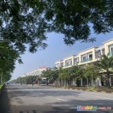 Chính chủ cần bán nhà phố trục chính đẹp hàng hiếm khu đô thị vsip bắc ninh
