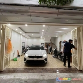 Nhà đẹp hoa bằng – phân lô – ô tô vào nhà – full nội thất - ở ngay.
