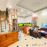 Ba gác đỗ cổng - nhà định công đẹp vô cùng - trung tâm, tiện ích ngập tràn 3.75 tỷ
