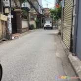 Bán mảnh đất thuộc phường ngọc thụy , quận long biên , đất vuông đẹp trước sau , 40m  mt; 4,5