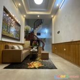Bán gấp nhà hào nam, đống đa, nhà đẹp, giá rẻ, 35m2, 3 ngủ