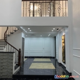 2 thoáng trước sau, 30m ra ô tô, bán nhà ngõ thái thịnh, đống đa,45m2, 5 tầng, giá chào 6.8 tỷ.