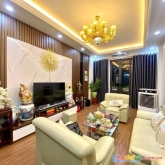 Bán nhà bồ đề, long biên, 3.6 tỷ 35mx 5t, ô tô đỗ cửa  gần phố, 0889388683.