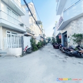 Q12.500. vị trí trung tâm q12, lô góc 2 mặt hxh thông, dt.70m2, 3 tầng, nhỉnh 5.7 tỷ.