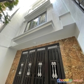 Bán nhà khu phân lô quân đội, ô tô đỗ cổng, thang máy, giá hấp dẫn