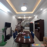 Chính chủ cần bán căn nhà phố dịch vọng dt 60m chỉ 5 tỷ