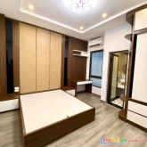 Bán nhà phố nguyễn văn cừ, long biên, hà nội. 42m2 x5tầng, giá 4.1 tỷ, nhà mới, ô tô đỗ cửa