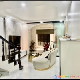 Nguyên trãi phố vip - 4,3 tỷ - 50m2 - nhà đẹp - ngõ thông- kinh doanh