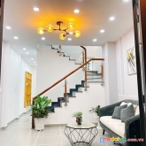 Bán nhà tân mai dt 32m , 4 tầng , giá hơn 2 tỷ ,đường ngõ thông thoáng