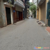 Bán nhà ngõ 123 yên xá, dt44.5m2, 3tầng mt 3.3m giá 4 tỷ ô tô đổ cổng.
