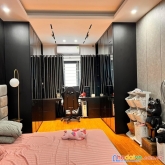 Bán nhà trần thái tông dt35m2 - trung tâm cầu giấy - 20m ô tô tránh nhỉnh 5tỷ