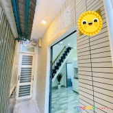 2.2 tỷ- bình thạnh- nhà đẹp - giá bé xíu- phan văn trị