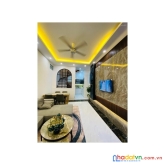 Bán nhà lương thế vinh . ô tô tránh , gần đại học hà nội 53m2 chủ chào 4 tỷ 5 đất vuông đẹp , sổ