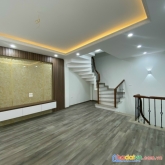 Bán nhà đường giải phóng 36m2- 6 tầng kinh doanh, oto qua nhà 5 tỷ non, cần gặp trực tiếp thương lượng