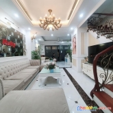 Bán đất tặng nhà phố hoàng cầu, 50m2 x 4t, mt4.5m, ô tô kinh doanh
