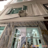 Bán nhà 5 tầng thiết kế sang trọng hiện đại - vị trí đắc địa - 10m ra mặt phố ra ô tô tránh - quận