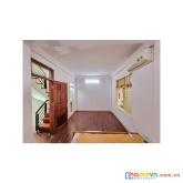 Chính chủ cần bán nhà đường láng, quận đống đa. 30m 4 tầng 3pn. chỉ 3.3 tỷ. nhà đẹp ở ngay