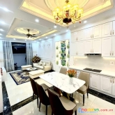 Ngọc thụy long biên 40mx5t nhỉnh 4tỷ phân lô, ô tô đỗ cửa