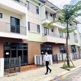 Bán gấp shophouse đối diện trường học liên cấp tại thành phố từ sơn