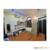 Giảm chào khủng! nhà đẹp cầu giấy, 2 thoáng, ba gác tránh, 50m phố oto, 34m* 5t chỉ còn 3.4 tỷ