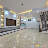 Bán nhà ngõ 190 nguyễn trãi – 40m -5 tầng – gần royal- gần phố - ở ngay – nhỉnh 3 tỷ