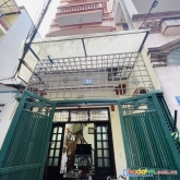 Đổi nhà lớn bán 50m tô vĩnh diện, nhà cán bộ phân lô, ở ngay, ngõ thoáng.