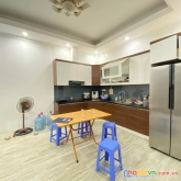 Khẩn cấp bán gấp nhà ngõ vương thừa vũ,sát mặt phố.dt 30m2-5 tầng-mặt tiền 6.6m, giá 5.325 tỷ.