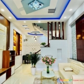 Nhà đẹp, hẻm 4m, trần hữu trang, 4 x 13m, 8.4 tỷ, 4 pn, phú nhuận