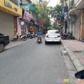Ái mộ vị trí cực đẹp,lô góc thoáng sáng,6 tầng, gara ôtô 7 chỗ, t/máy
