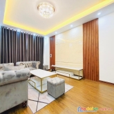 Bán nhà ngõ 564 nguyễn văn cừ, long biên, đủ nội thất, 45m2  x5 tầng. gara,nhà đẹp ở ngay