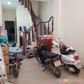 Nhỉnh 3 tỷ có ngay hộ khẩu ba đình 33m x 3 tầng mt3,9m ô tô gần