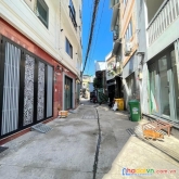 Nhà mới đẹp 3tầng(lầu) hẻm ôtô - quay đầu 34m2 gò vấp chỉ 4.3tỷ.lh 0368460456(quyên xem nhà)